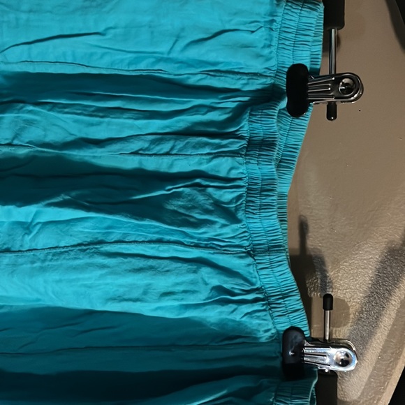 Turquoise flowy peasant skirt - Picture 3 of 4